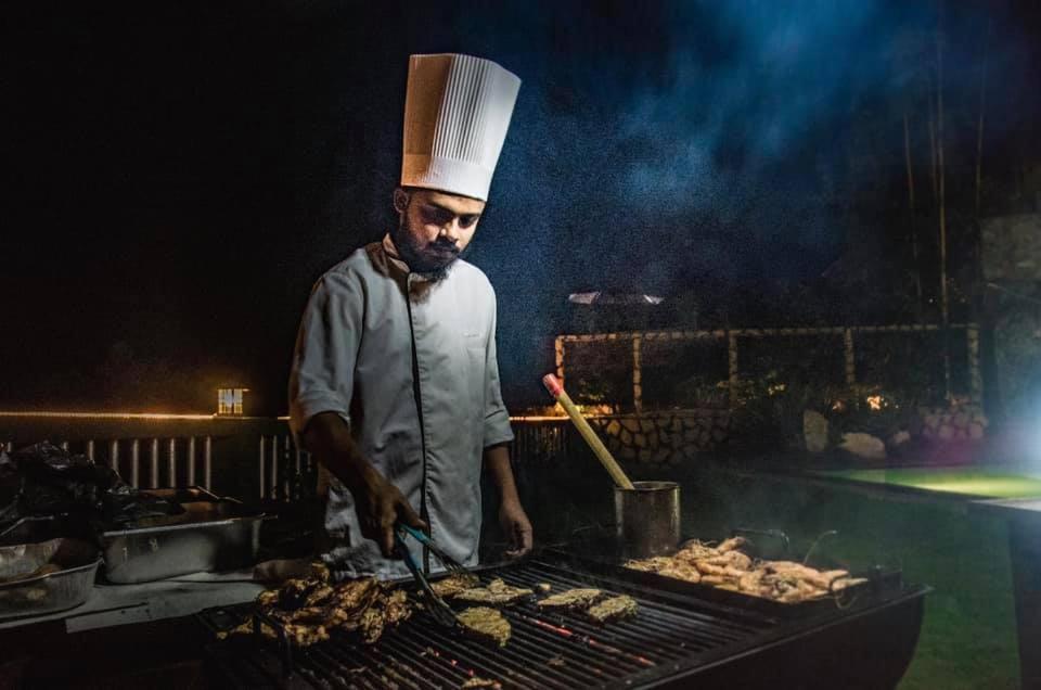 فندق ذا فيو إيلا المظهر الخارجي الصورة